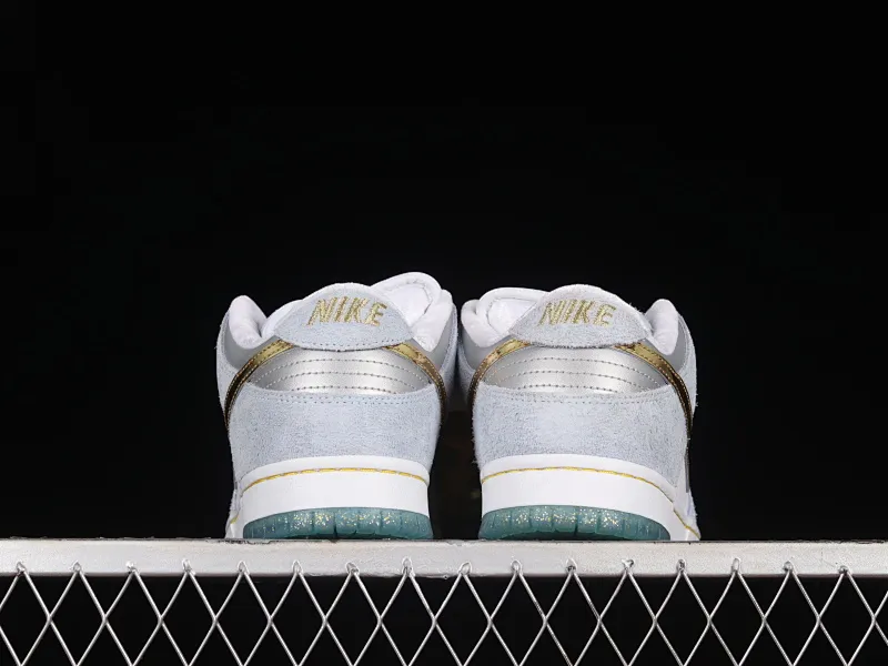 All Categories Nk SB Dunk Series Nk SB Dunk Low Low-top Skateboard Shoes M Version Pure Original Sean Cliver